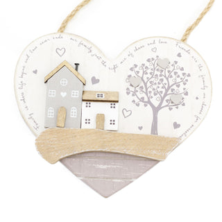 Shabby Chic Wooden Heart Shaped Family And Friends Sign | Family Friends Quotes Heart Wall Plaque | Wooden Hanging Hearts