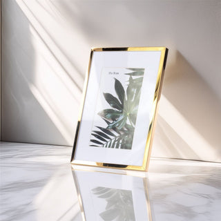 Gold Metal Photo Frame 6x4 | Freestanding 10x15cm Picture Frame with Mount