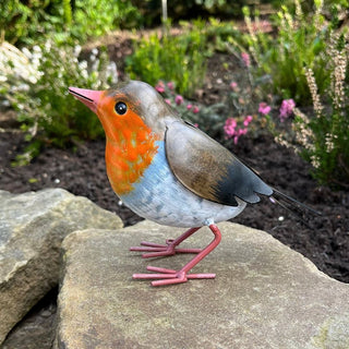 Metal Robin Garden Ornament | Fence Topper Bird Statue for Outdoors - 12cm