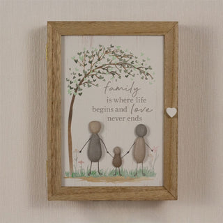 Pebble Family Key Box | Shabby Chic Wooden Key Cabinet Key Holder - 19x26cm