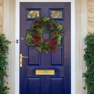 30cm Traditional Christmas Wreath Pine Cone And Berry Decoration | Christmas Door Wreath Xmas Wreath | Christmas Decorations