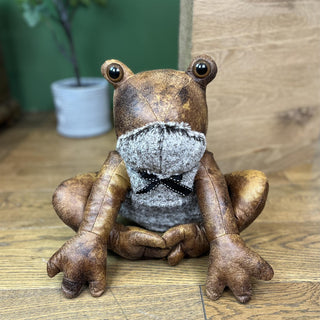 Jeremy Frog Doorstop | Faux Leather Weighted Toad Shaped Animal Door Stop 1.9kg