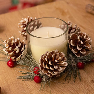 Christmas Wreath Scented Fragranced Candle Pot Ornament ~ Xmas Table Centrepiece Decoration