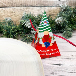 Gonk Pyramid Christmas Crackers | Set of 6 Novelty Family Crackers & Trivia Game