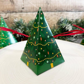 Set of 6 Tree Crackers with True or False Game | Novelty Christmas Crackers