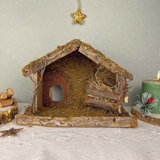 Traditional Rustic Stable Barn Christmas Decoration For Nativity Figures