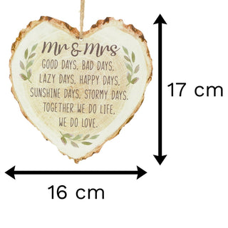 Shabby Chic Wooden Heart Mr & Mrs Plaque | Marriage Plaque Wedding Decoration | Keepsake Love Sign Hanging Decoration